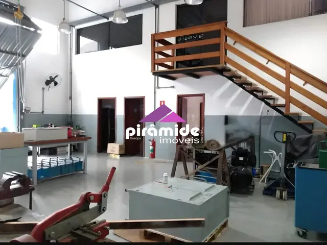 Ponto com 379m², à venda, no bairro Jardim das Indústrias em São José dos Campos