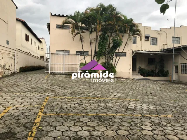 Ponto com 2300m², para alugar, no bairro Jardim Bela Vista em São José dos Campos