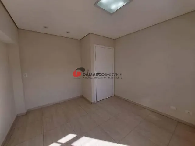 Ponto para alugar, no bairro Osvaldo Cruz em São Caetano do Sul