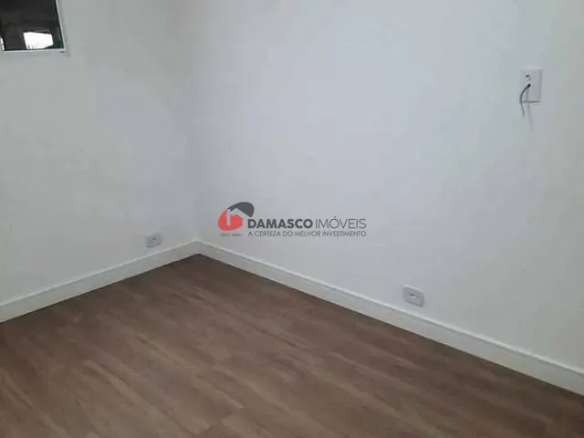 Ponto com 15m², para alugar, no bairro Vila California em São Paulo