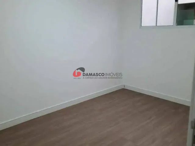 Ponto com 15m², para alugar, no bairro Vila California em São Paulo