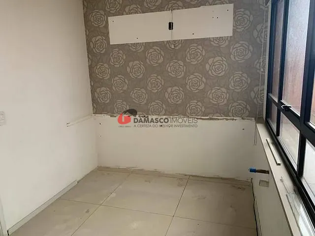 Ponto com 57m², para alugar, no bairro Vila Bastos em Santo André