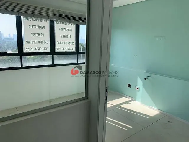 Ponto com 57m², para alugar, no bairro Vila Bastos em Santo André