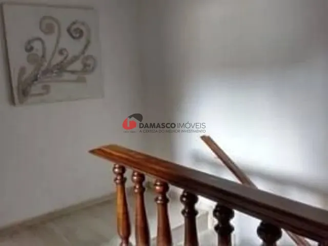 Ponto com 25m², para alugar, no bairro Vila Scarpelli em Santo André