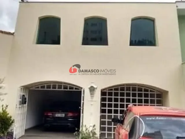 Ponto com 25m², para alugar, no bairro Vila Scarpelli em Santo André