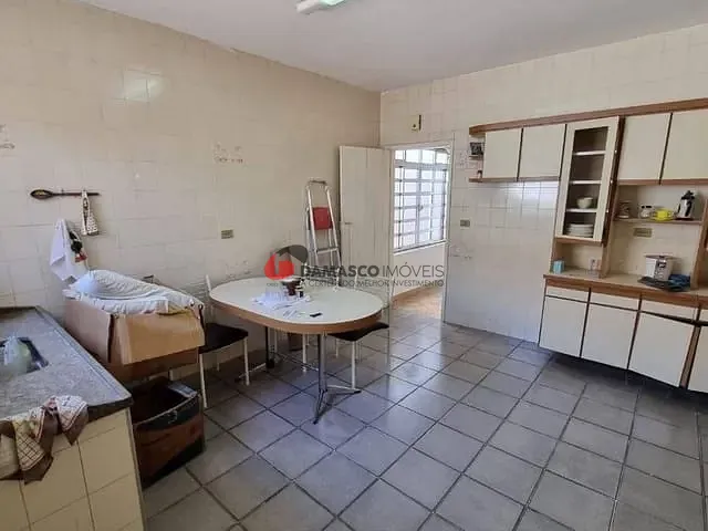 Ponto 3 quartos e 2 banheiros, para alugar, no bairro Oswaldo Cruz em São Caetano do Sul