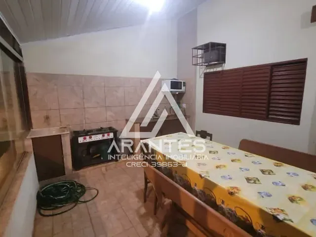 Rancho 3 quartos e 1 banheiro, à venda, no bairro zona rural em Colômbia
