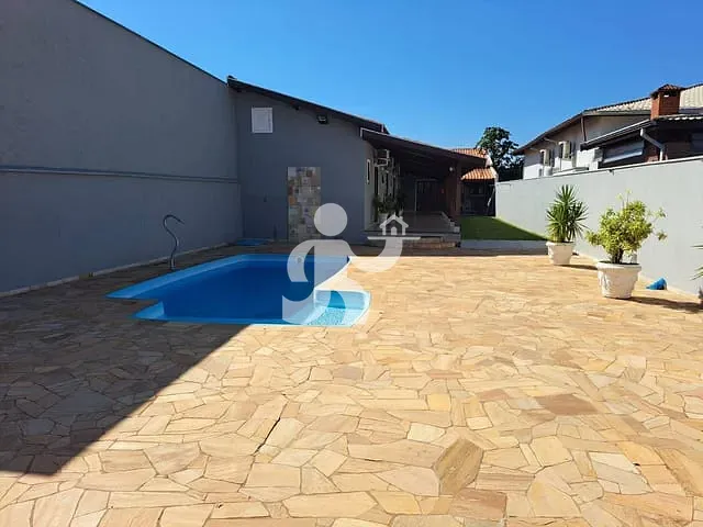 Rancho com 500m² 4 quartos e 2 banheiros, à venda, no bairro Área Rural de Santa Maria da Serra em Santa Maria da Serra