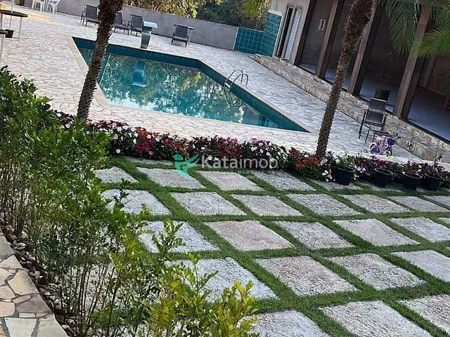 Rancho com 2000m² 3 quartos e 4 banheiros, à venda, no bairro Água Azul em Guarulhos