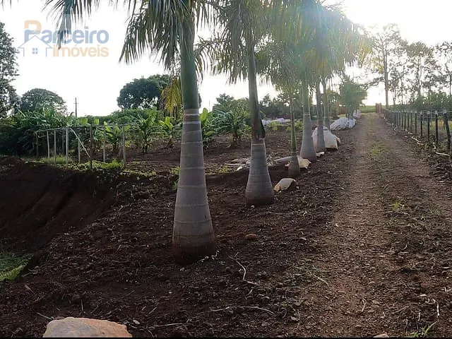 Rancho com 11600m² 4 quartos e 4 banheiros, à venda, no bairro Vila dos Pescadores em Salto Grande