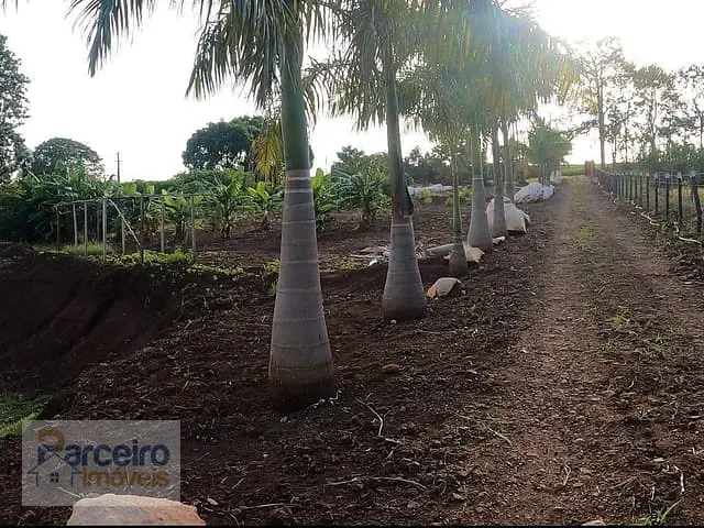 Rancho com 11600m² 4 quartos e 4 banheiros, à venda, no bairro Vila dos Pescadores em Salto Grande