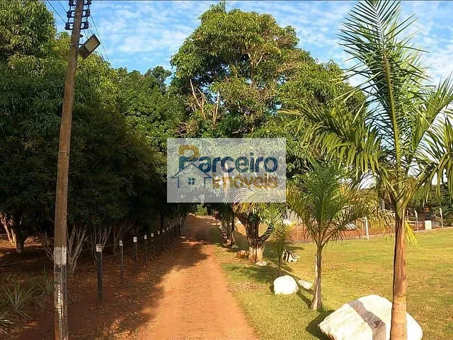 Rancho com 11600m² 4 quartos e 4 banheiros, à venda, no bairro Vila dos Pescadores em Salto Grande