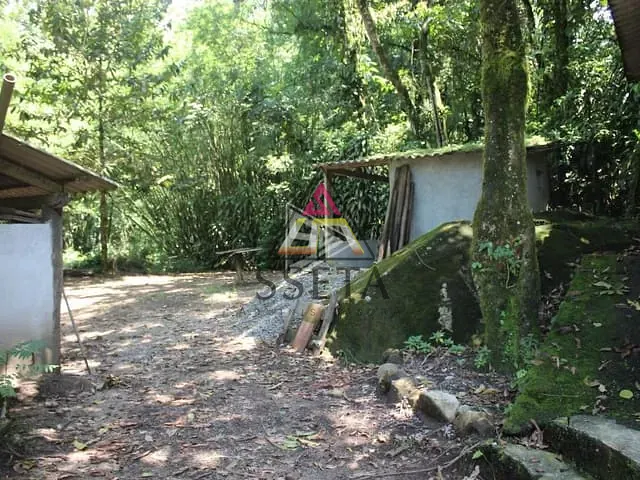 Rancho com 800m² 1 quarto e 2 banheiros, à venda, no bairro Pico (Santo Aleixo) em Magé