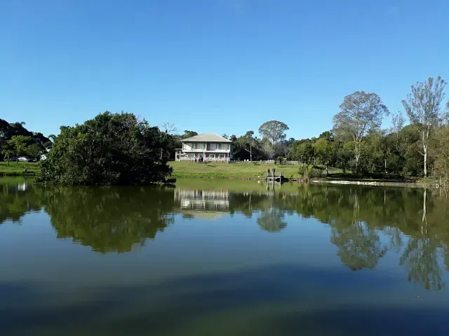 Rancho com 49279m² 3 quartos e 2 banheiros, à venda, no bairro Nova Milano em Farroupilha