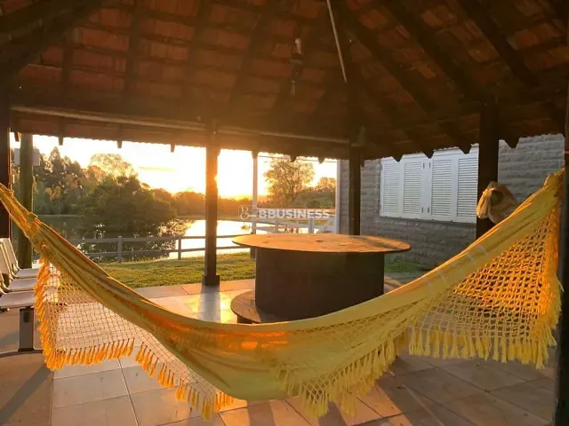 Rancho com 49279m² 3 quartos e 2 banheiros, à venda, no bairro Nova Milano em Farroupilha