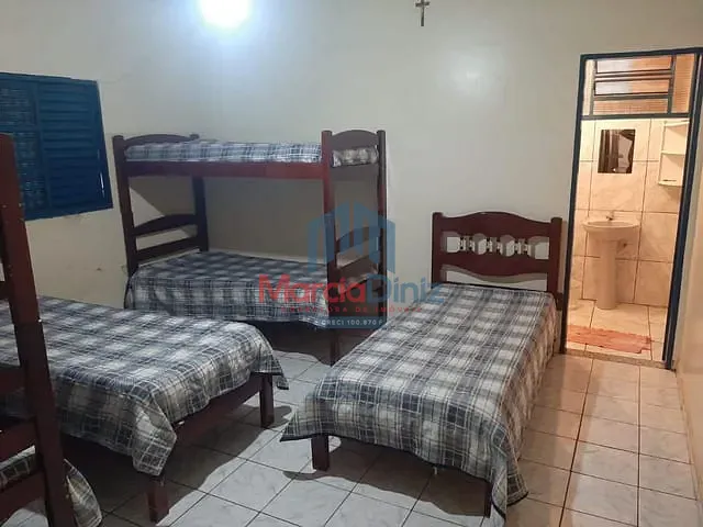 Rancho com 1690m² 5 quartos e 1 banheiro, à venda, no bairro Centro em Miguelópolis