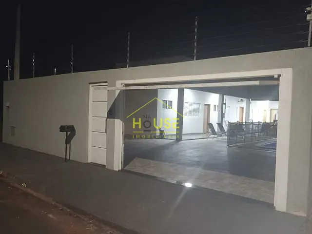 Rancho 3 quartos e 4 banheiros, à venda, no bairro Praia Agua Doce em Rubinéia