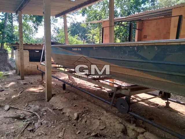 Rancho com 3700m² 3 quartos e 4 banheiros, à venda, no bairro Faz. São Paulo em Serra Azul