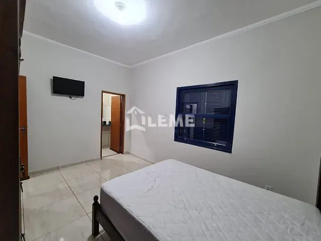 Rancho com 1002m² 3 quartos e 3 banheiros, à venda, no bairro São José do Rio Pardo em São José do Rio Pardo