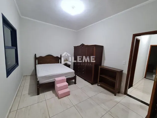 Rancho com 1002m² 3 quartos e 3 banheiros, à venda, no bairro São José do Rio Pardo em São José do Rio Pardo
