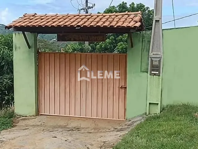 Rancho com 2478m² 3 quartos e 3 banheiros, à venda, no bairro Represa Graminha em Caconde em Caconde