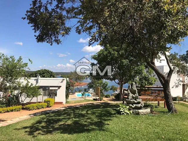 Rancho com 419m² 4 quartos e 5 banheiros, à venda, no bairro NÁUTICO BRISAS DO LAGO em Capitólio