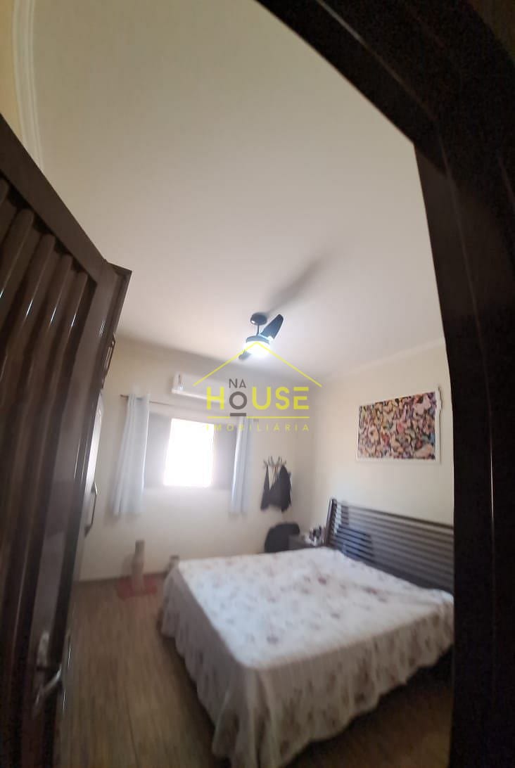 Apartamento para alugar com 2 quartos, 210m² - Foto 13