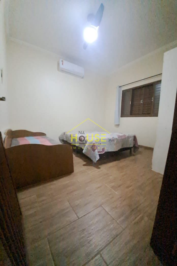 Apartamento para alugar com 2 quartos, 210m² - Foto 15