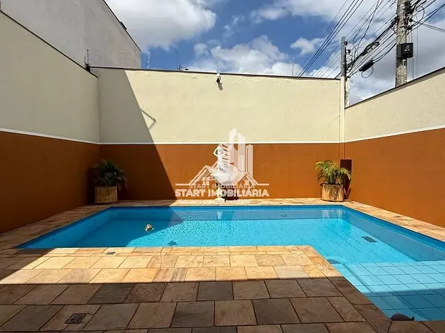 Rancho 1 quarto e 2 banheiros, à venda, no bairro Jardim América em Pederneiras