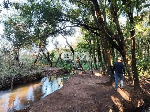 Rancho com 7000m², à venda, no bairro Cerradão em Cravinhos