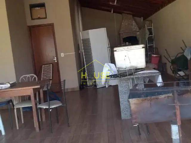 Rancho com 450m² 3 quartos e 3 banheiros, à venda, no bairro Vinha de Luz em Mira Estrela