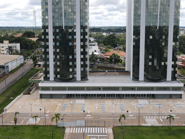 Via Tower - Diversas salas para locação