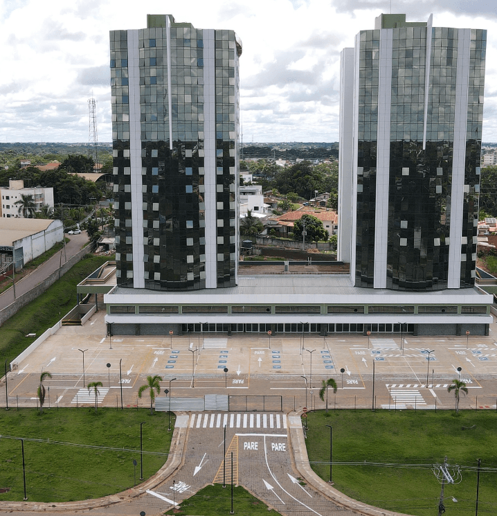 Via Tower - Diversas salas para locação