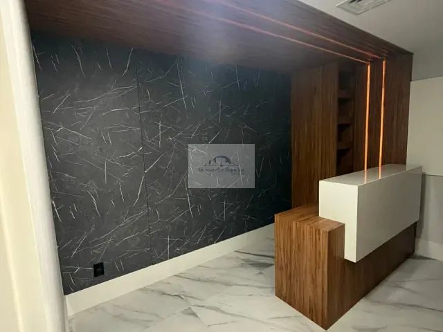 Sala à venda, no bairro Praia da Costa em Vila Velha