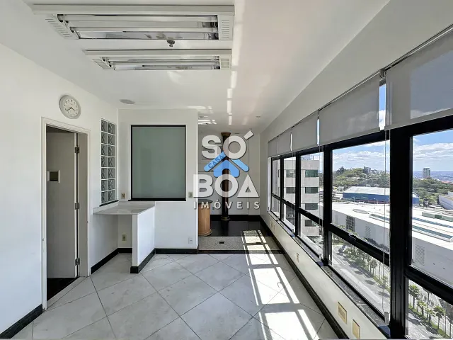 Sala com 81m², à venda, no bairro Belvedere em Belo Horizonte