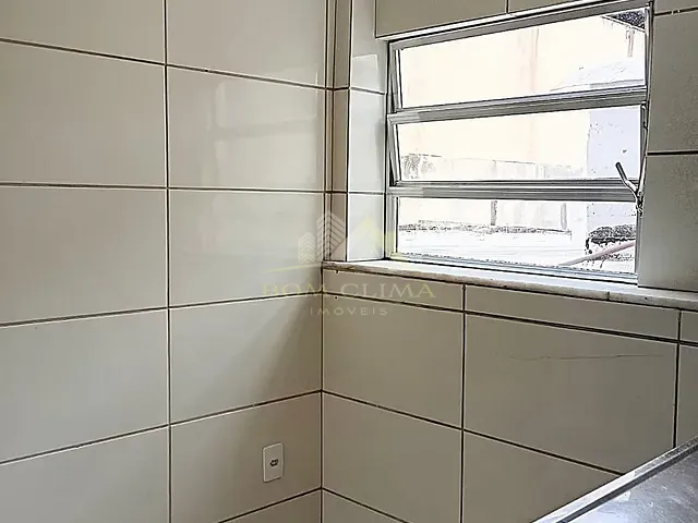 Sala com 11m², para alugar, no bairro Centro em Juiz de Fora