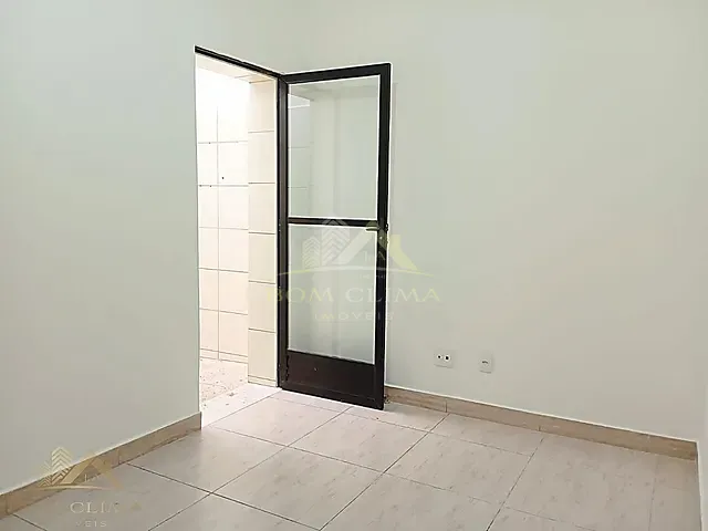 Sala com 11m², para alugar, no bairro Centro em Juiz de Fora