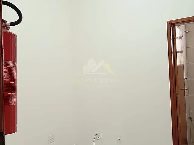 Sala com 11m², para alugar, no bairro Centro em Juiz de Fora