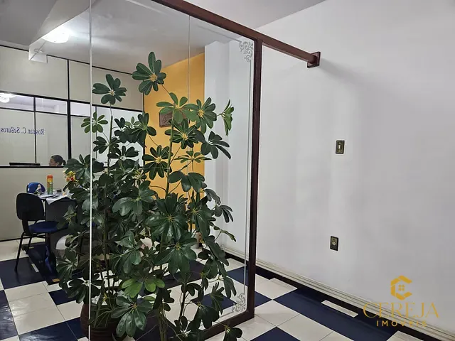 Sala com 89m², à venda, no bairro Centro em Nova Friburgo