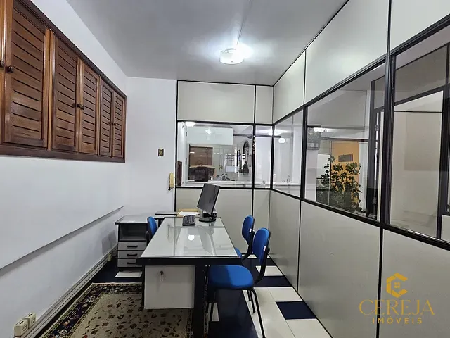 Sala com 89m², à venda, no bairro Centro em Nova Friburgo