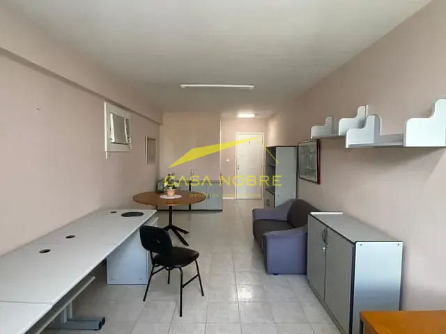 Sala com 28m², para alugar, no bairro Praia do Canto em Vitória
