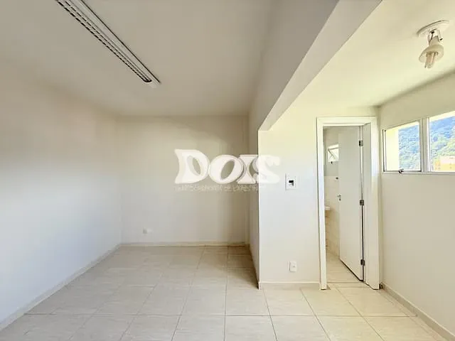 Sala para alugar, no bairro Centro em Vitória