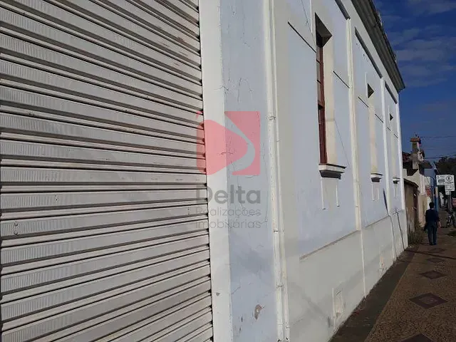 Sala com 461m², à venda, no bairro Centro em Pirassununga