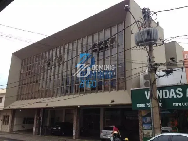 Sala para alugar, no bairro São Benedito em Uberaba