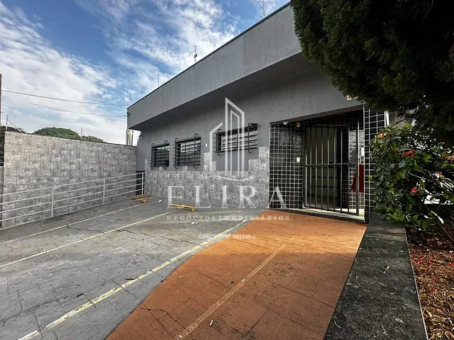 Sala com 371m², à venda, no bairro Chácara Machadinho I em Americana