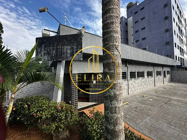 Sala com 371m², à venda, no bairro Chácara Machadinho I em Americana