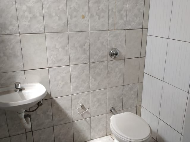 Sala com 200m², para alugar, no bairro Vila Carrão em São Paulo