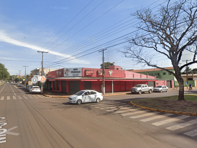 Sala com 700m², à venda, no bairro Centro em Dourados