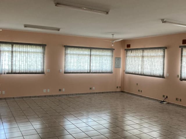 Sala para alugar, no bairro Vila Diniz em São José do Rio Preto