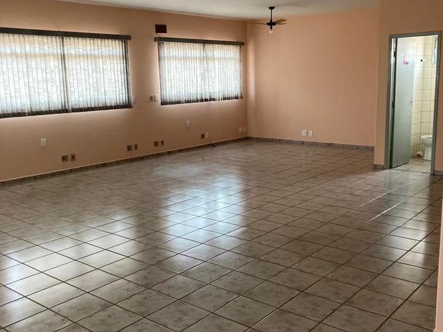 Sala para alugar, no bairro Vila Diniz em São José do Rio Preto